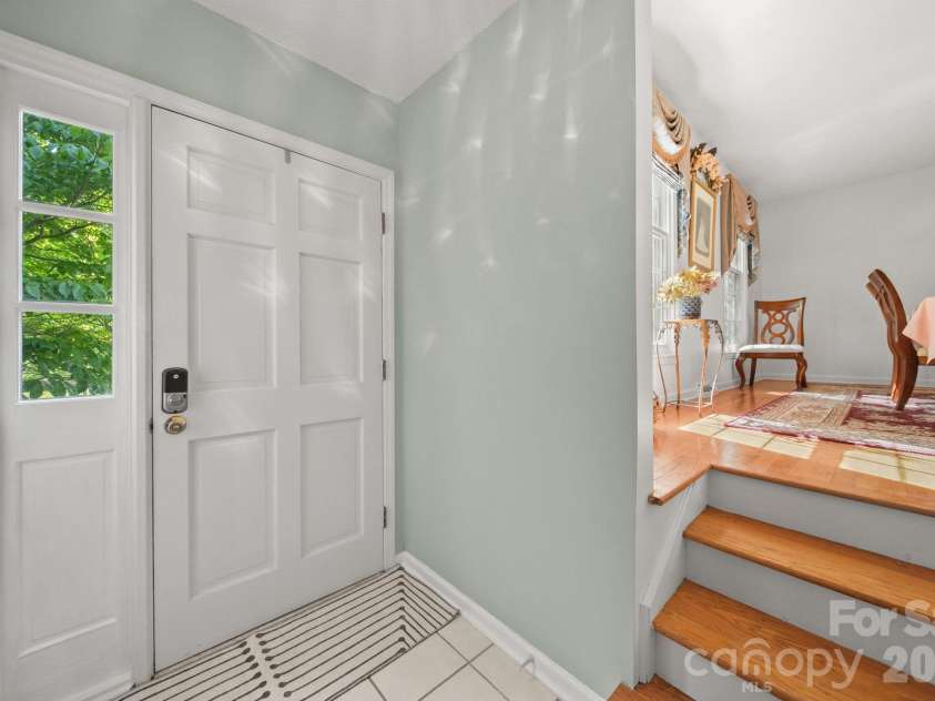2165 Gaines Avenue, Gastonia, NC 28054.  MLS# CAR4372244, YatesRealty ID 14870. 