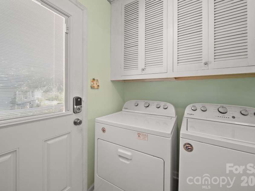 2165 Gaines Avenue, Gastonia, NC 28054.  MLS# CAR4372244, YatesRealty ID 14870. 