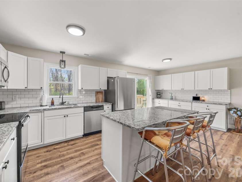 4206 Wimbledon Drive, Dallas, NC 28034.  MLS# CAR4362707, YatesRealty ID 14872. 