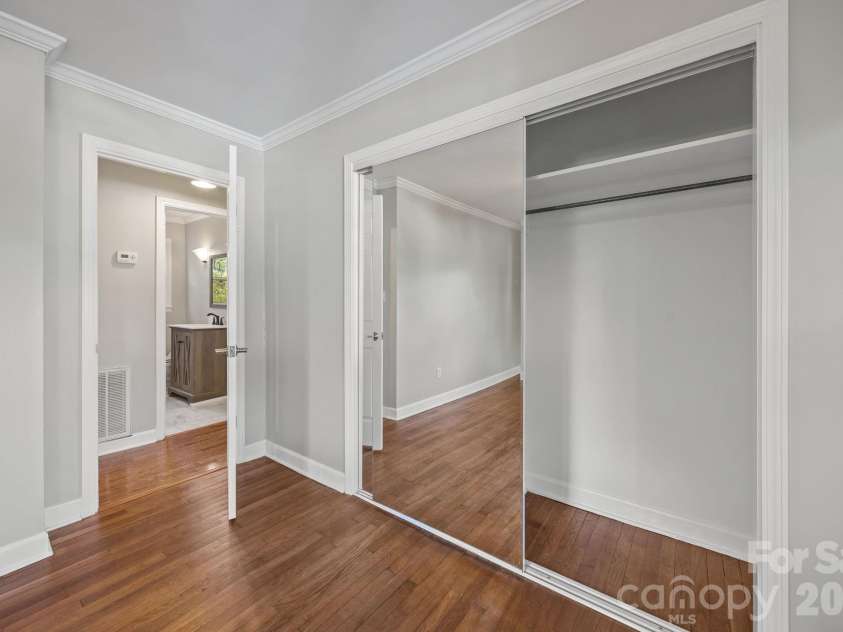 127 Lilly Avenue, Salisbury, NC 28144.  MLS# CAR4367272, YatesRealty ID 14873. Primary bedroom nice crown molding