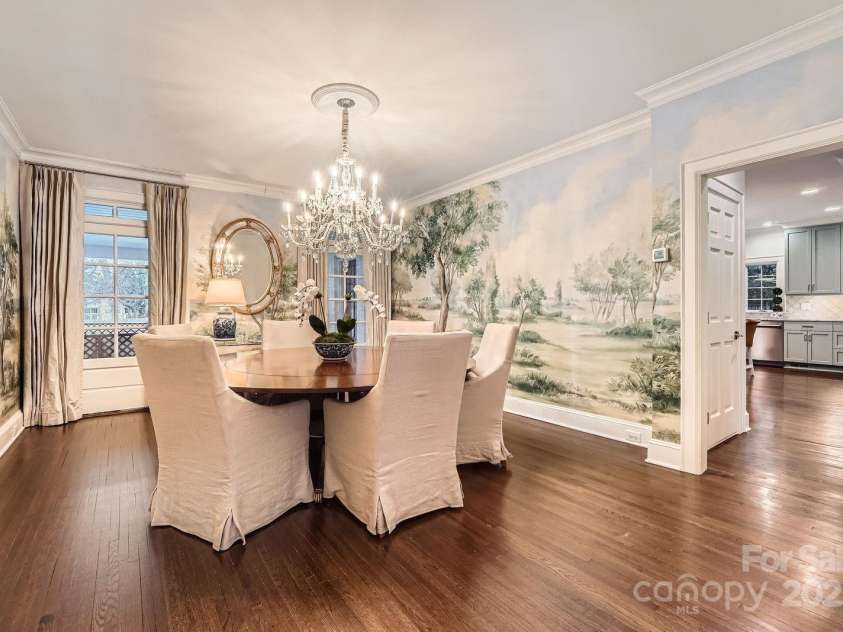 2034 Sharon Lane, Charlotte, NC 28211.  MLS# CAR4237884, YatesRealty ID 14875. Dining Room #2