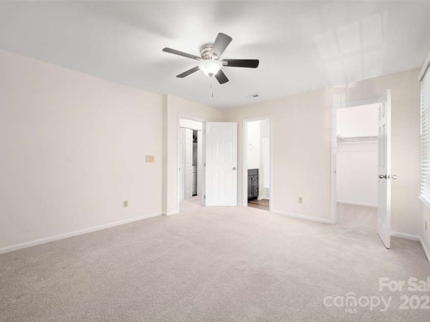 3625 Colony Crossing Drive, Charlotte, NC 28226.  MLS# CAR4246303, YatesRealty ID 14876. 