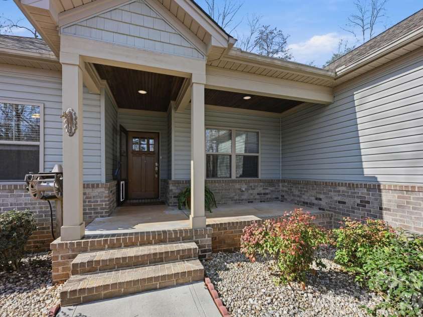 4582 Sagittarius Circle, Denver, NC 28037.  MLS# CAR4353546, YatesRealty ID 14876. 
