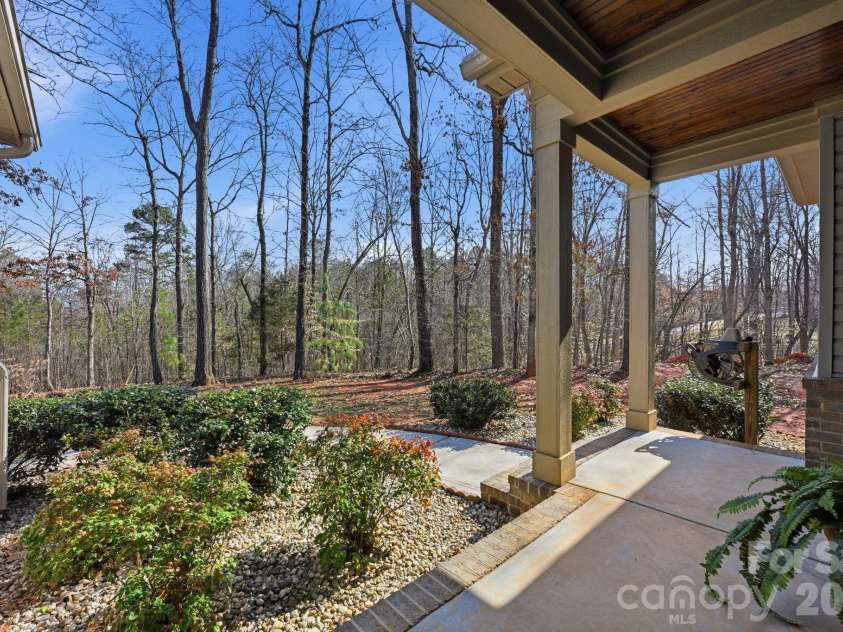 4582 Sagittarius Circle, Denver, NC 28037.  MLS# CAR4353546, YatesRealty ID 14876. 