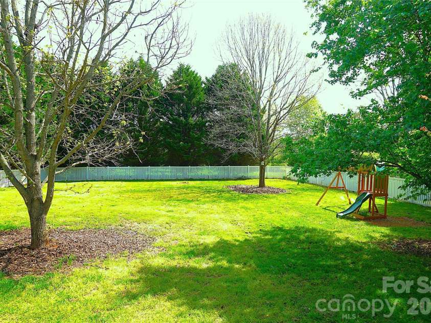 3770 Church Hill Lane, Maiden, NC 28650.  MLS# CAR4364074, YatesRealty ID 14879. 
