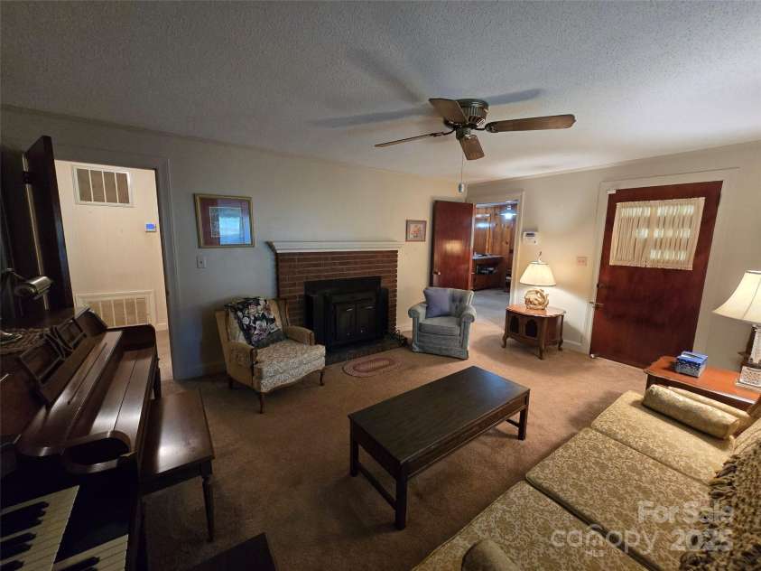 517 Maske Road, Mount Gilead, NC 27306.  MLS# CAR4301994, YatesRealty ID 1488. 