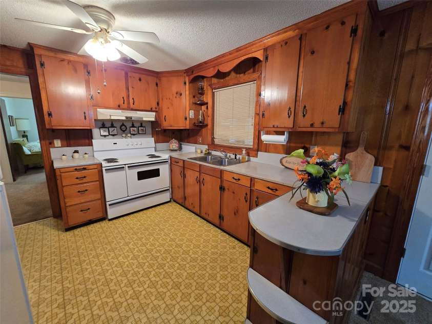 517 Maske Road, Mount Gilead, NC 27306.  MLS# CAR4301994, YatesRealty ID 1488. 