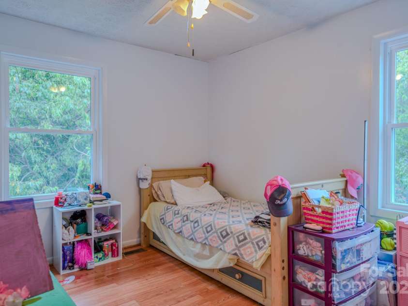 85 Pine Ridge Road, Mars Hill, NC 28754.  MLS# CAR4284642, YatesRealty ID 1488. 