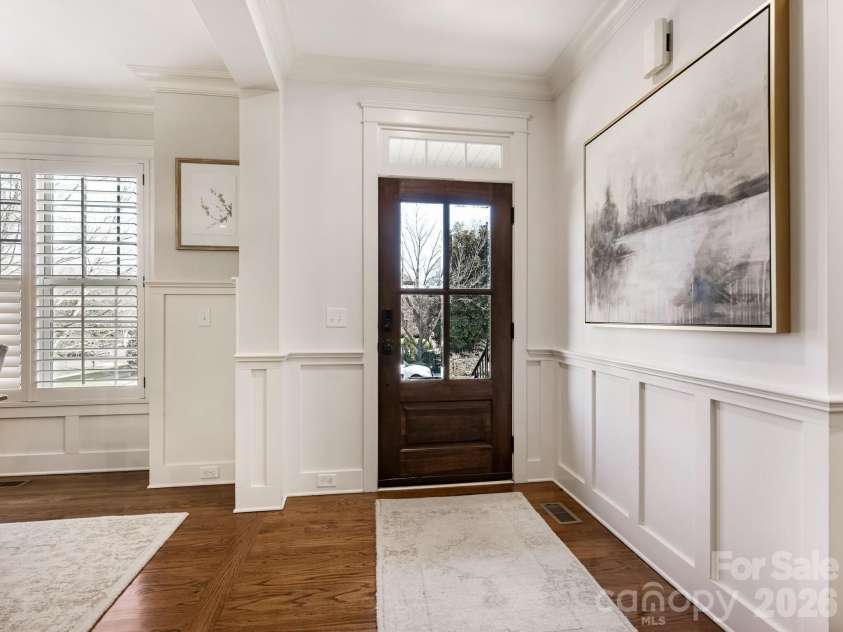 5422 Open Book Lane, Charlotte, NC 28270.  MLS# CAR4352219, YatesRealty ID 14880. ENTRY FOYER