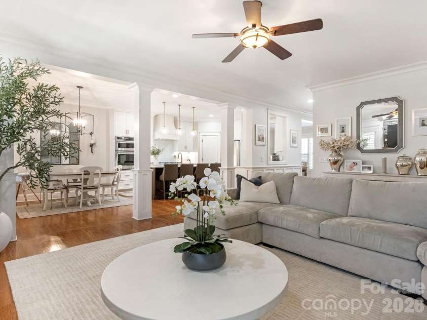 5422 Open Book Lane, Charlotte, NC 28270.  MLS# CAR4352219, YatesRealty ID 14880. GREAT ROOM TO KITCHEN