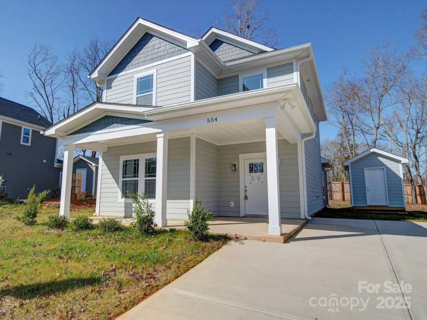 554 Geneva Circle, Gastonia, NC 28056.  MLS# CAR4220064, YatesRealty ID 14882. 