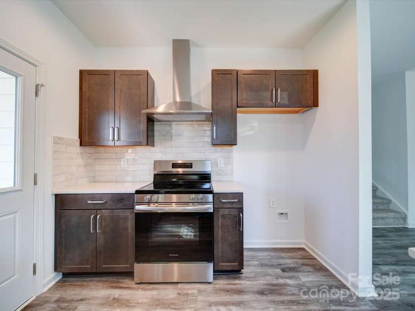 554 Geneva Circle, Gastonia, NC 28056.  MLS# CAR4220064, YatesRealty ID 14882. 