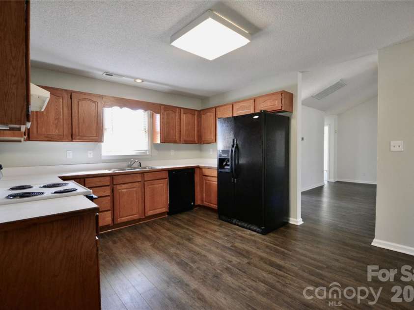 413 Hidden Creek Circle, Salisbury, NC 28147.  MLS# CAR4317143, YatesRealty ID 14883. 
