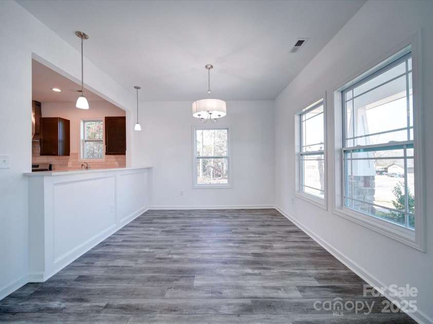 502 Geneva Circle, Gastonia, NC 28056.  MLS# CAR4220056, YatesRealty ID 14883. 