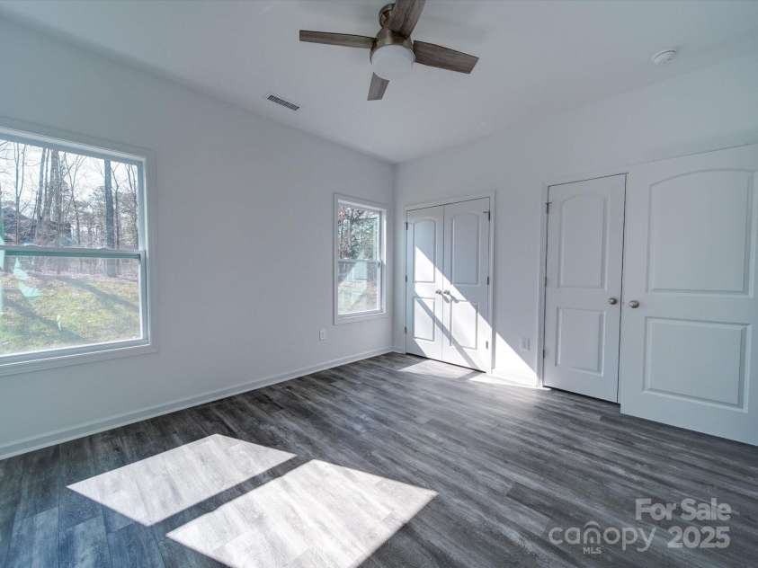 502 Geneva Circle, Gastonia, NC 28056.  MLS# CAR4220056, YatesRealty ID 14883. 