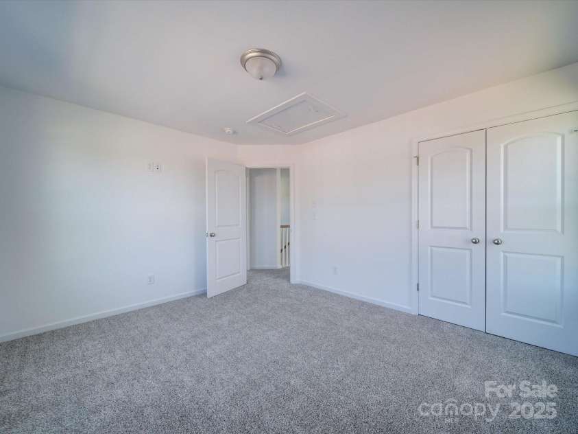 502 Geneva Circle, Gastonia, NC 28056.  MLS# CAR4220056, YatesRealty ID 14883. 