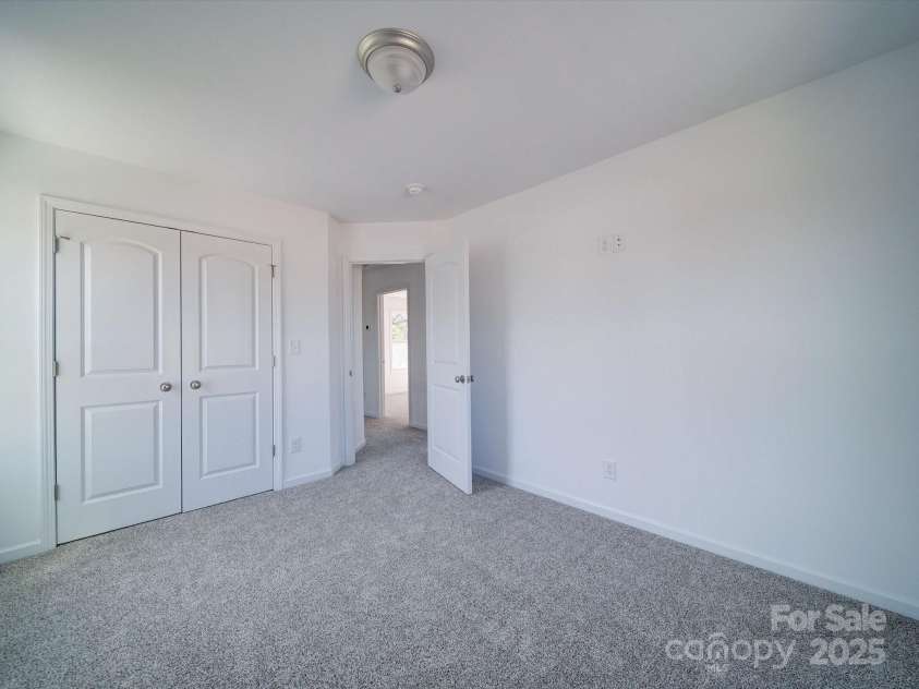 502 Geneva Circle, Gastonia, NC 28056.  MLS# CAR4220056, YatesRealty ID 14883. 