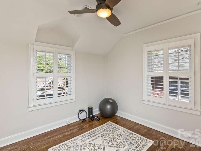 180 Tacoma Circle, Asheville, NC 28801.  MLS# CAR4370430, YatesRealty ID 14884. Bedroom #2