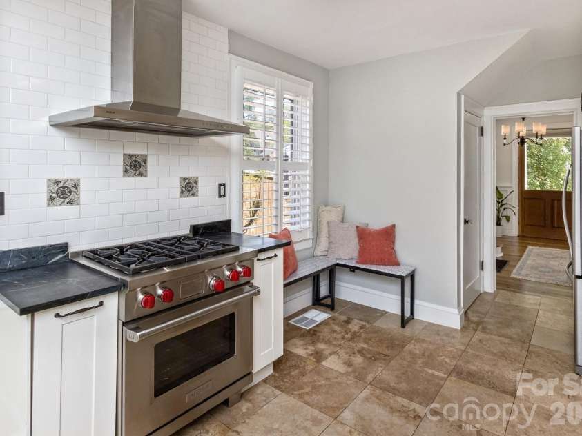 180 Tacoma Circle, Asheville, NC 28801.  MLS# CAR4370430, YatesRealty ID 14884. High end Wolf appliances 