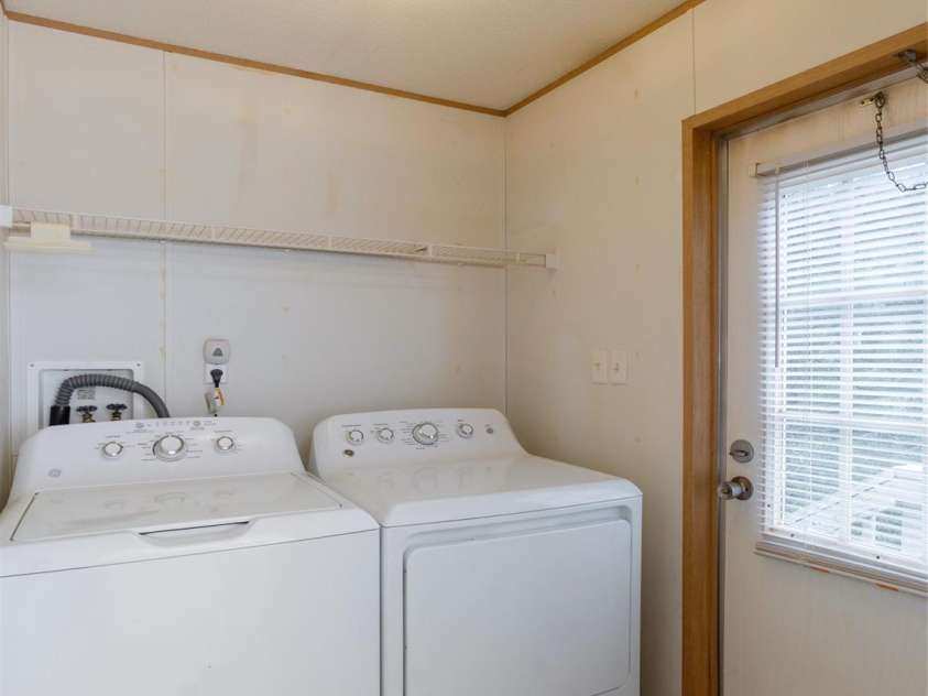 81 Mount Airy Road, Marshall, NC 28753.  MLS# CAR4311362, YatesRealty ID 14885. 