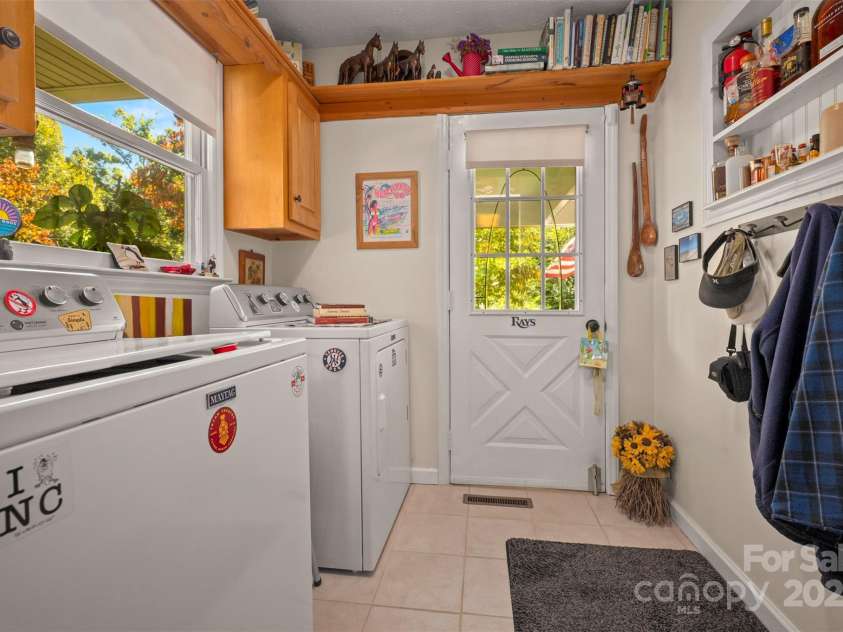 1280 Henderson Road, Tryon, NC 28782.  MLS# CAR4304238, YatesRealty ID 14886. 