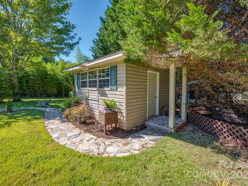 1280 Henderson Road, Tryon, NC 28782.  MLS# CAR4304238, YatesRealty ID 14886. 