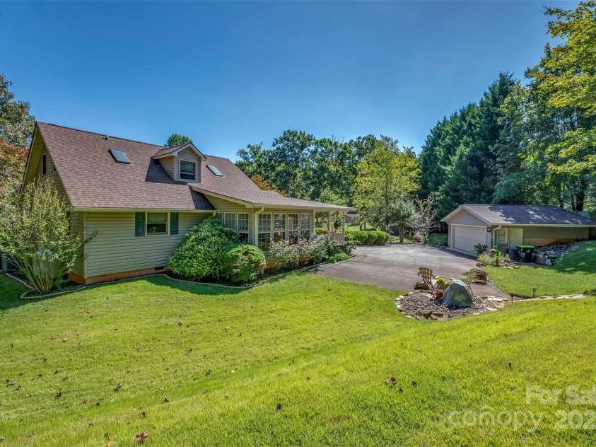 1280 Henderson Road, Tryon, NC 28782.  MLS# CAR4304238, YatesRealty ID 14886. 