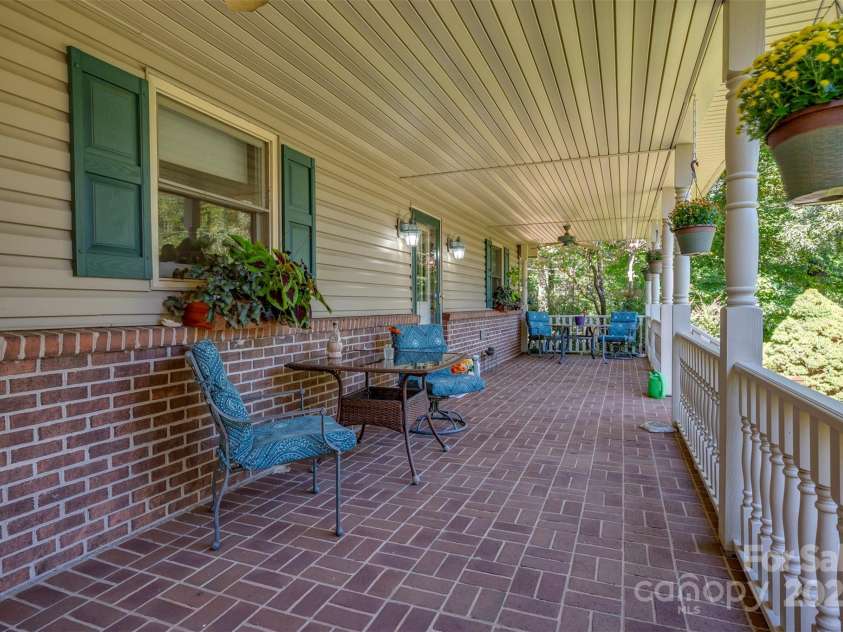 1280 Henderson Road, Tryon, NC 28782.  MLS# CAR4304238, YatesRealty ID 14886. 
