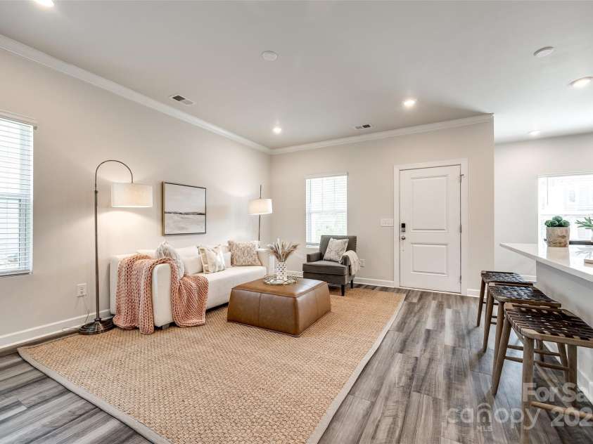 13210 Kenworth Road, Charlotte, NC 28278.  MLS# CAR4249081, YatesRealty ID 14887. 