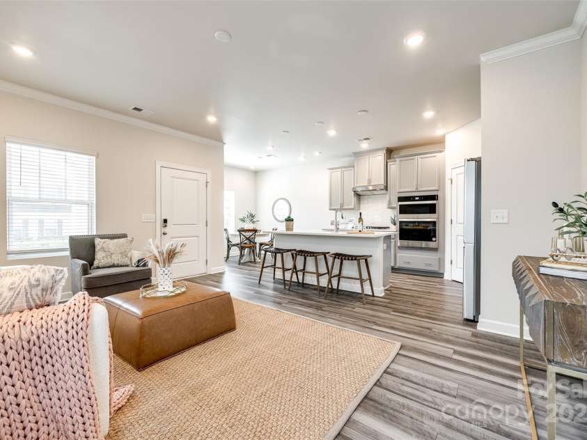 13210 Kenworth Road, Charlotte, NC 28278.  MLS# CAR4249081, YatesRealty ID 14887. 