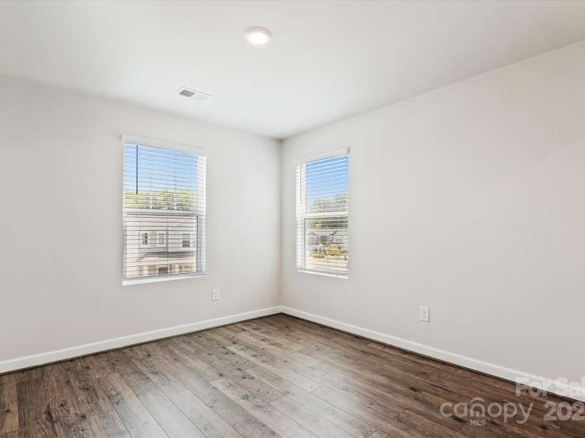 13210 Kenworth Road, Charlotte, NC 28278.  MLS# CAR4249081, YatesRealty ID 14887. Bedroom 3