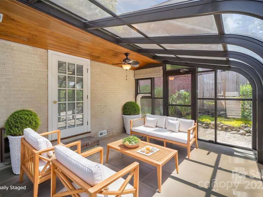 2125 Chatham Avenue, Charlotte, NC 28205.  MLS# CAR4251223, YatesRealty ID 14888. 