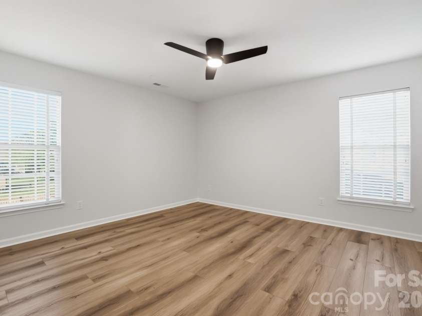 6573 Long Nook Lane, Charlotte, NC 28079.  MLS# CAR4349157, YatesRealty ID 14888. 