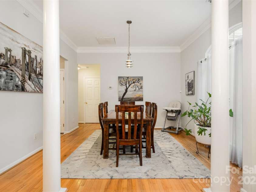 10011 Spring Park Drive, Charlotte, NC 28269.  MLS# CAR4253717, YatesRealty ID 14889. 