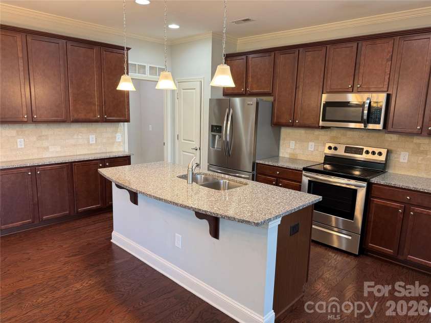 1134 Stuarts Landing Drive, Cramerton, NC 28032.  MLS# CAR4371102, YatesRealty ID 14889. 