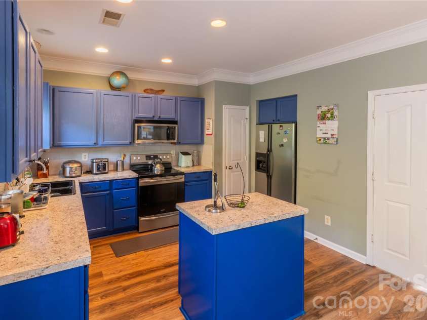 4004 Chimney Wood Trail, Indian Trail, NC 28079.  MLS# CAR4369409, YatesRealty ID 14891. 