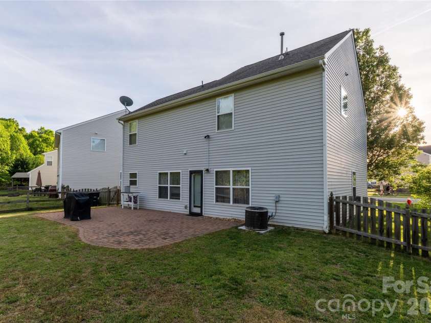 4004 Chimney Wood Trail, Indian Trail, NC 28079.  MLS# CAR4369409, YatesRealty ID 14891. 