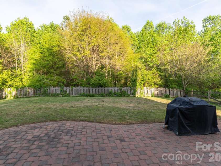 4004 Chimney Wood Trail, Indian Trail, NC 28079.  MLS# CAR4369409, YatesRealty ID 14891. Backyard