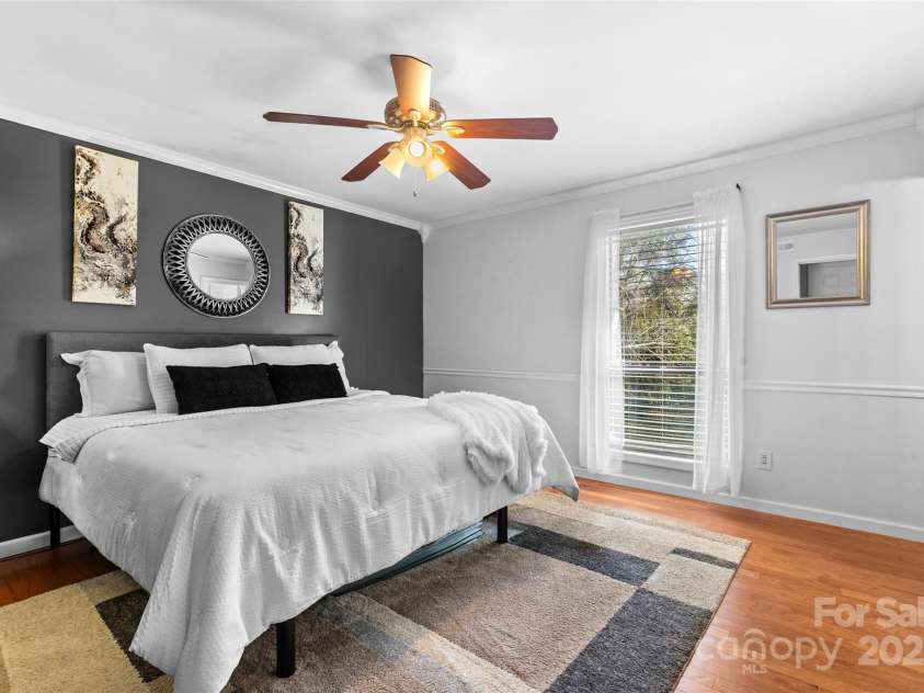 6221 Thermal Road, Charlotte, NC 28211.  MLS# CAR4320750, YatesRealty ID 14891. 