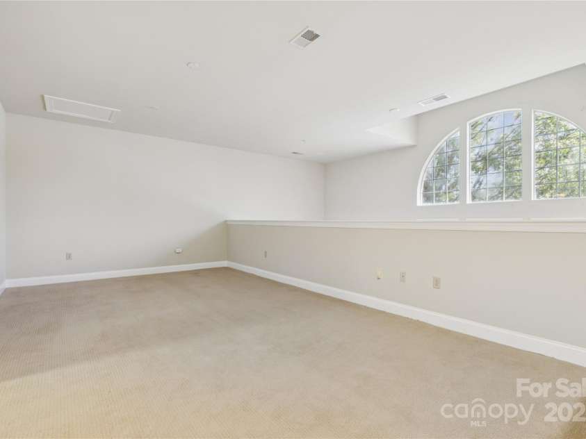 120F Steinbeck Way, Mooresville, NC 28117.  MLS# CAR4258750, YatesRealty ID 14892. Large loft bedroom