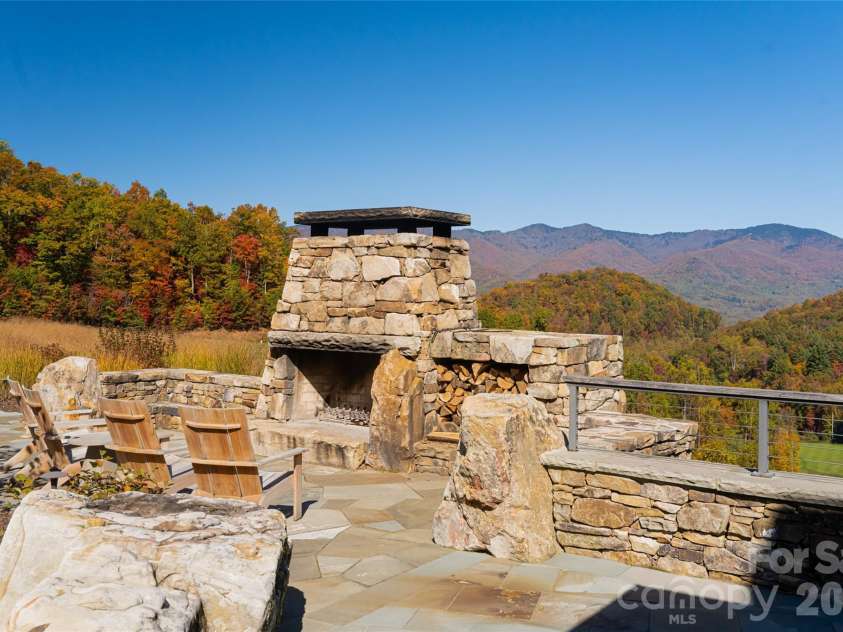 256 Haulback Way, Sylva, NC 28779.  MLS# CAR4382555, YatesRealty ID 14893. 