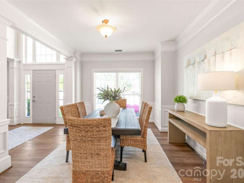 936 Timber Knoll Drive, Matthews, NC 28105.  MLS# CAR4368324, YatesRealty ID 14894. 