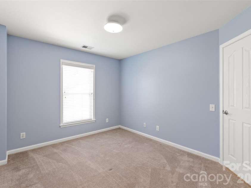 936 Timber Knoll Drive, Matthews, NC 28105.  MLS# CAR4368324, YatesRealty ID 14894. 