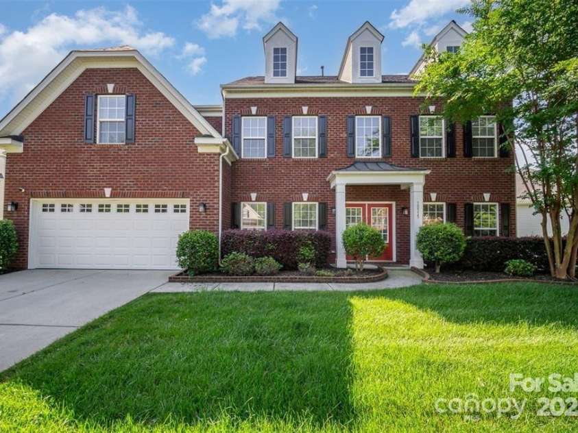 10515 Greenhead View Road, Charlotte, NC 28262.  MLS# CAR4258434, YatesRealty ID 14895. 