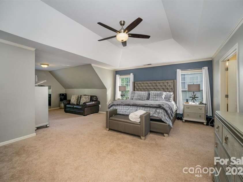10515 Greenhead View Road, Charlotte, NC 28262.  MLS# CAR4258434, YatesRealty ID 14895. 