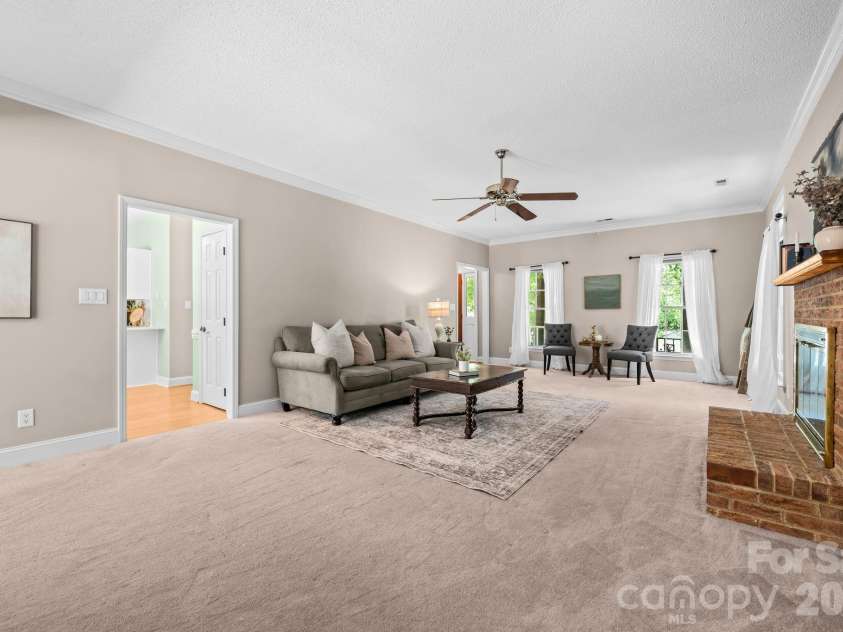 2726 Kirkholm Drive, Matthews, NC 28105.  MLS# CAR4370998, YatesRealty ID 14895. 