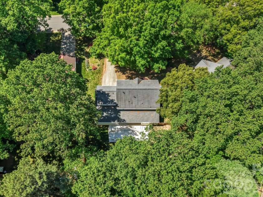 2726 Kirkholm Drive, Matthews, NC 28105.  MLS# CAR4370998, YatesRealty ID 14895. 