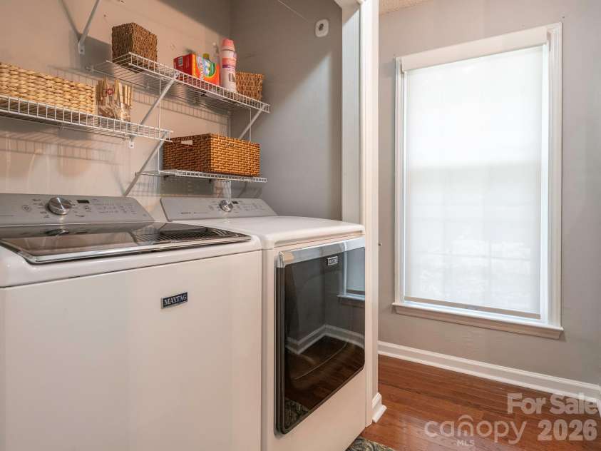 11628 Shandon Circle, Charlotte, NC 28226.  MLS# CAR4369077, YatesRealty ID 14896. 