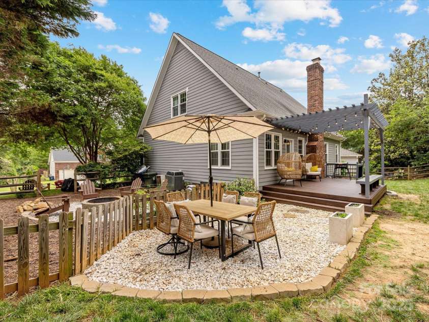 15313 Moate Court, Huntersville, NC 28078.  MLS# CAR4259670, YatesRealty ID 14896. 