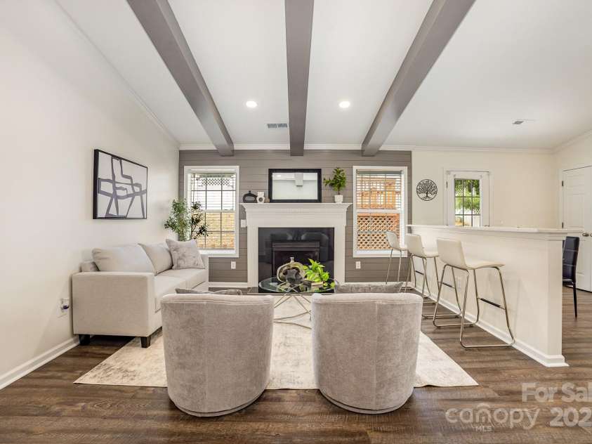 1776 Baylor Drive, Rock Hill, SC 29732.  MLS# CAR4260611, YatesRealty ID 14897. Living room